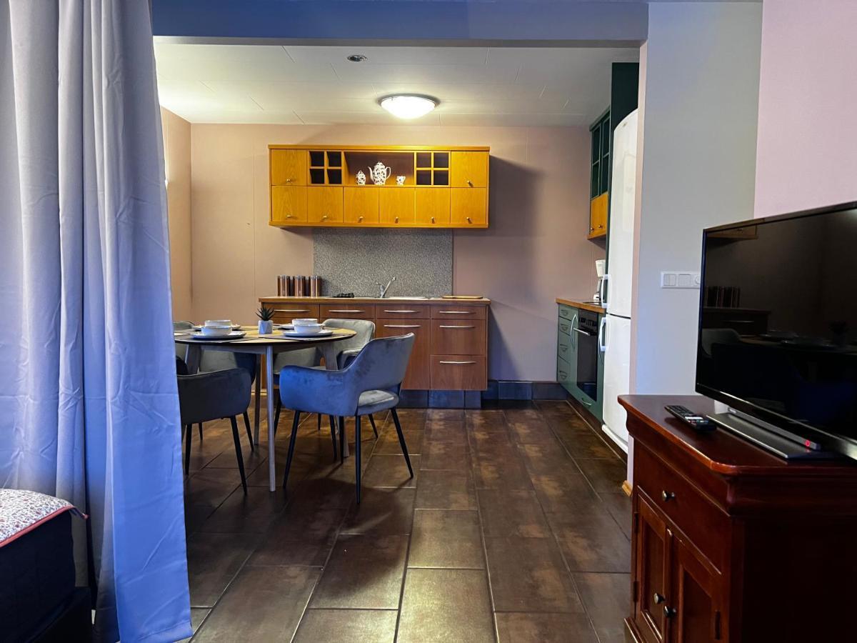 Akureyri Central Apartment Экстерьер фото