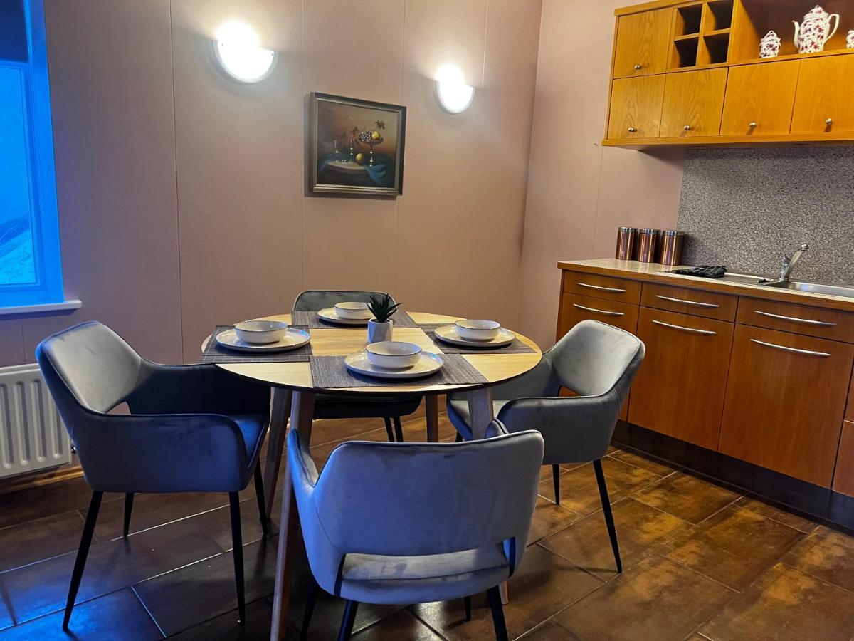 Akureyri Central Apartment Экстерьер фото